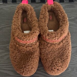 UGG Brown Fuzzy Slippers with Pink Accents